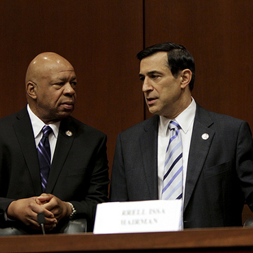 Elijah Cummings and Darrell Issa together